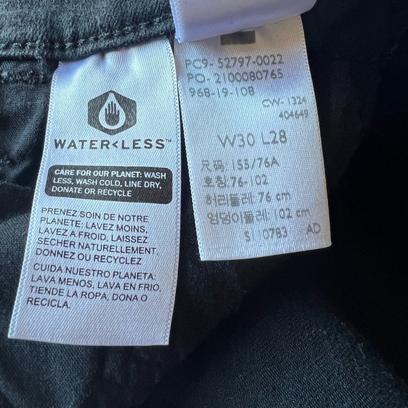 Woman’s Levi’s 720 High Rise Super Skinny - Picture 3 of 5